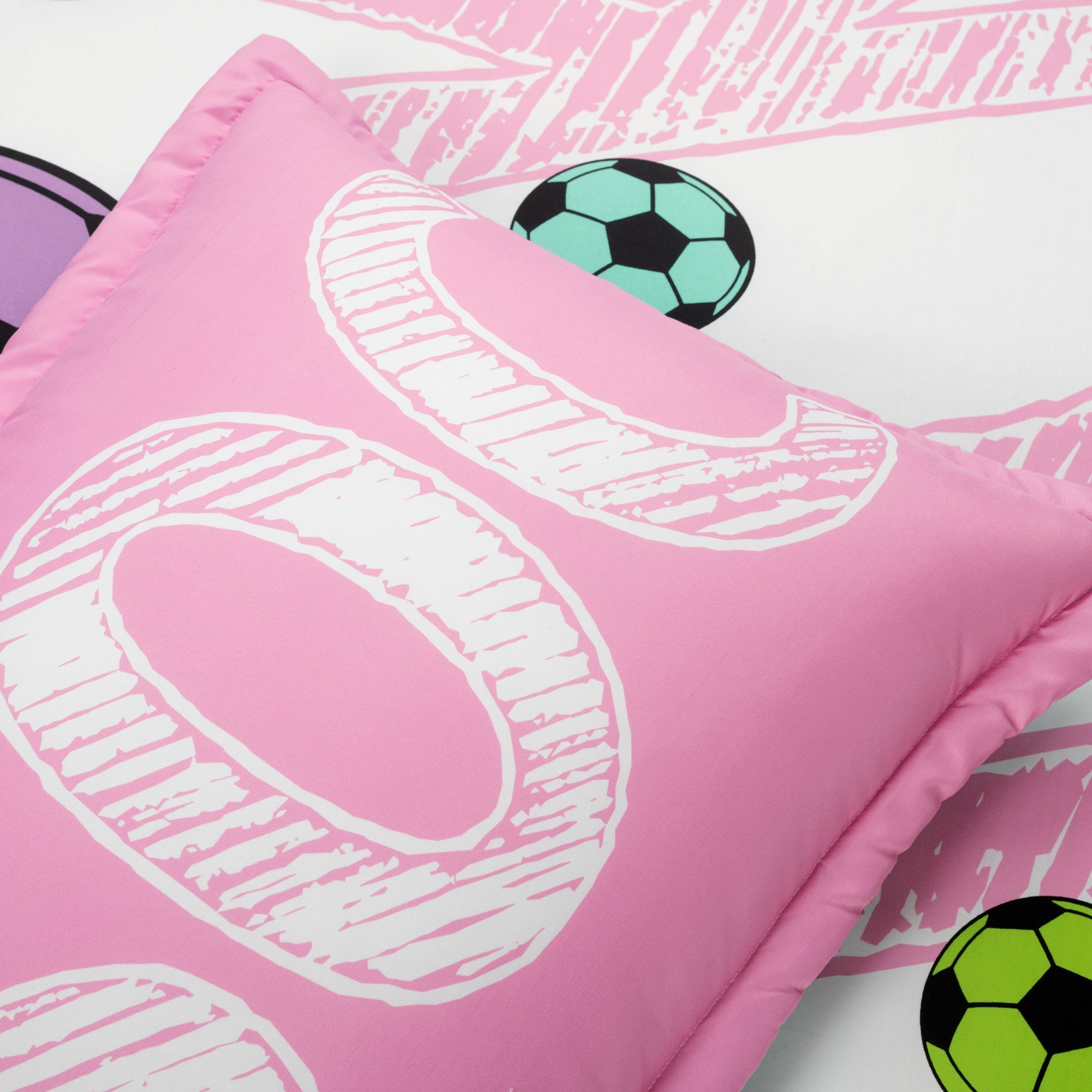 Girls Soccer Kick Comforter Set