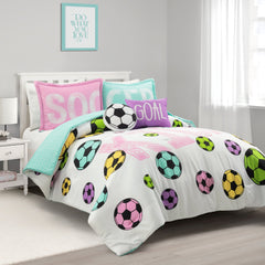 Girls Soccer Kick Comforter Set