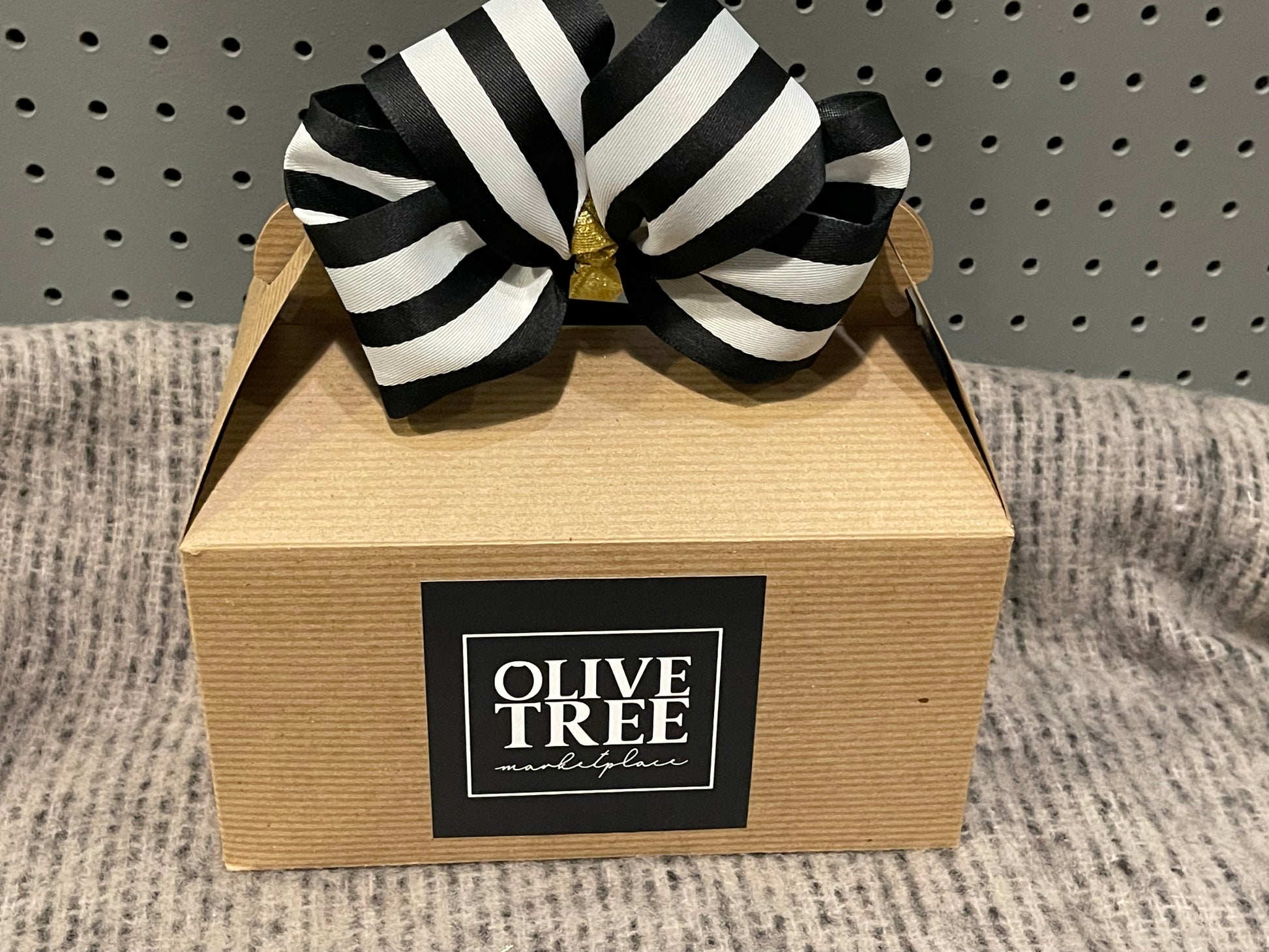 Pre-Made Gift Set- Italian Dinner