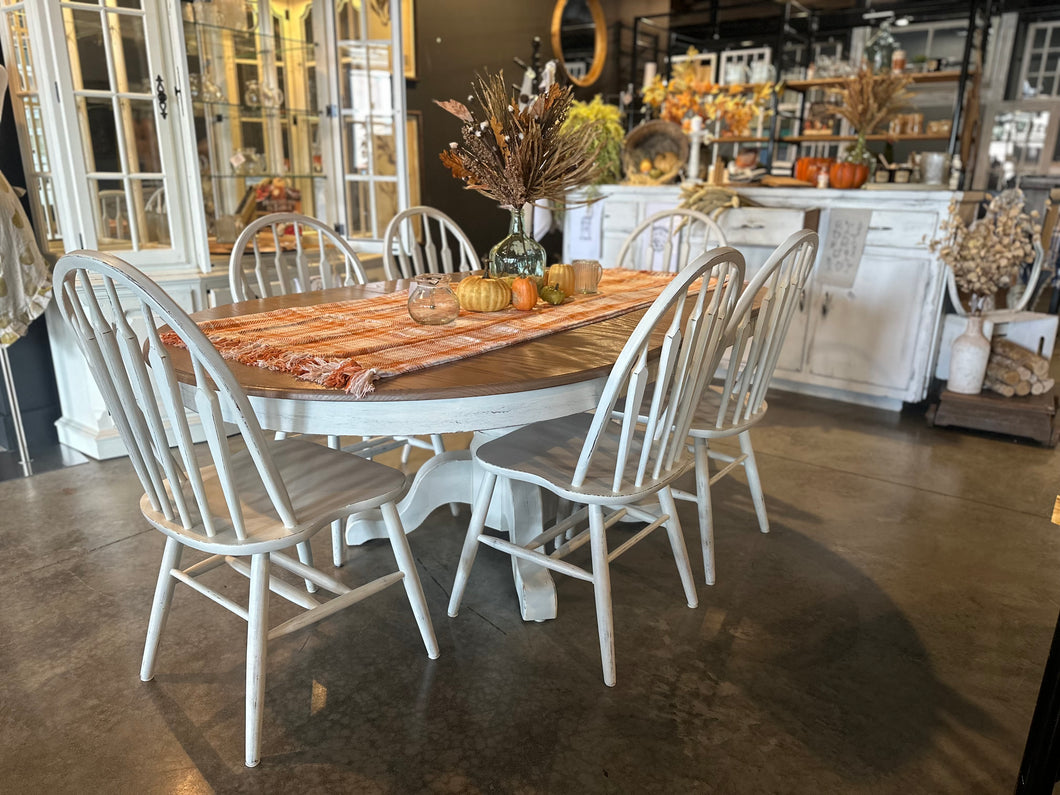Dining Room Table Set (Round/Oval)