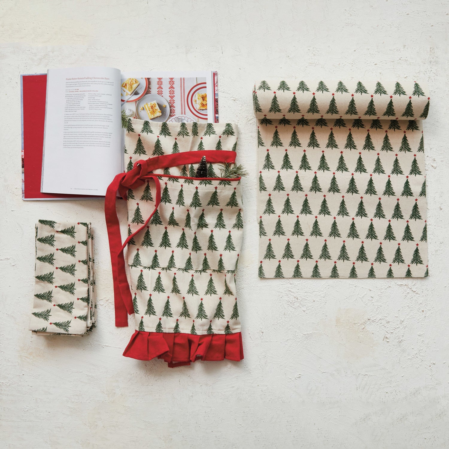 Cotton Printed Half Apron w/ Christmas Tree Pattern, Pocket &amp; Ruffle